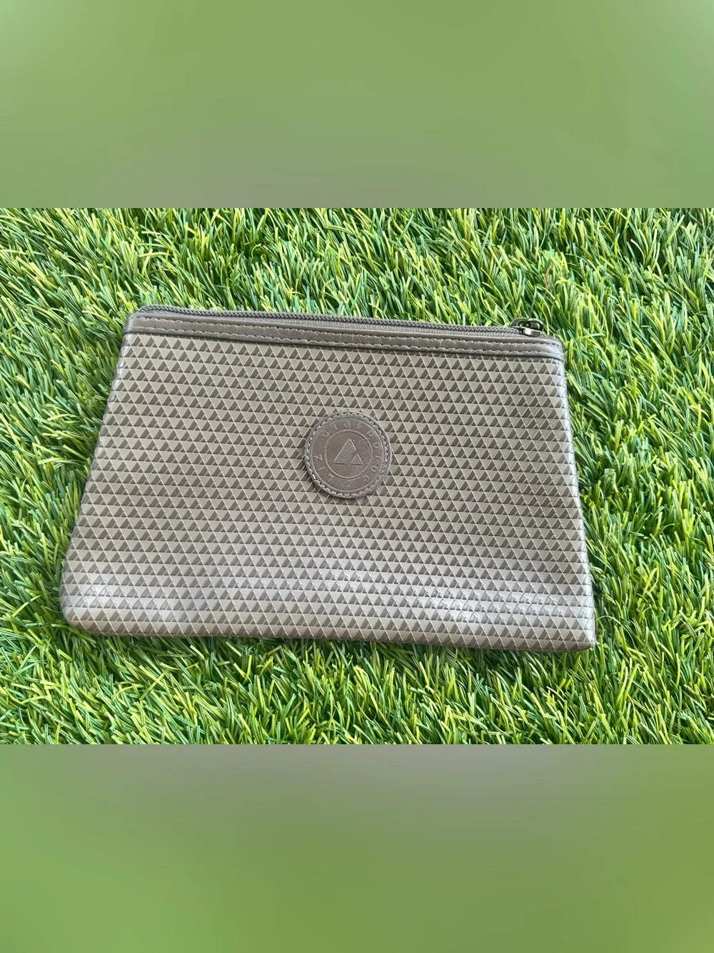 Liz Claiborne vintage  Brown Textured Woman’s  cosmetic Pouch